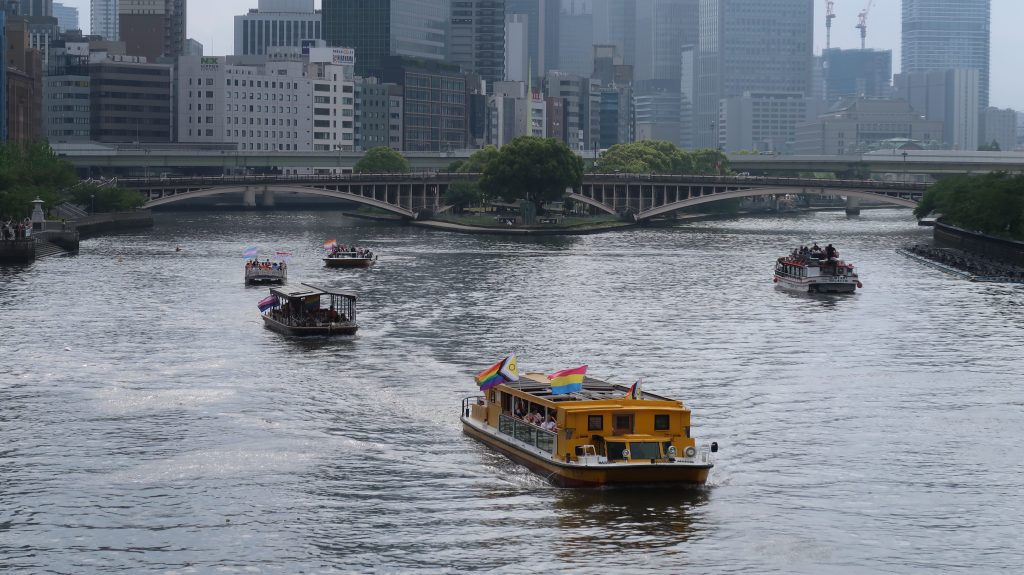 水上プライドパレード